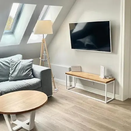 Kapitanska, Sun & Snow * Kolobrzeg